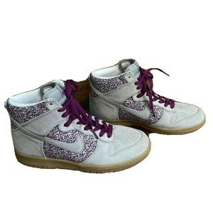 NIKE Womens US 8 Dunk High Top Prem Logan Berry/Medium Gray Suede 2007